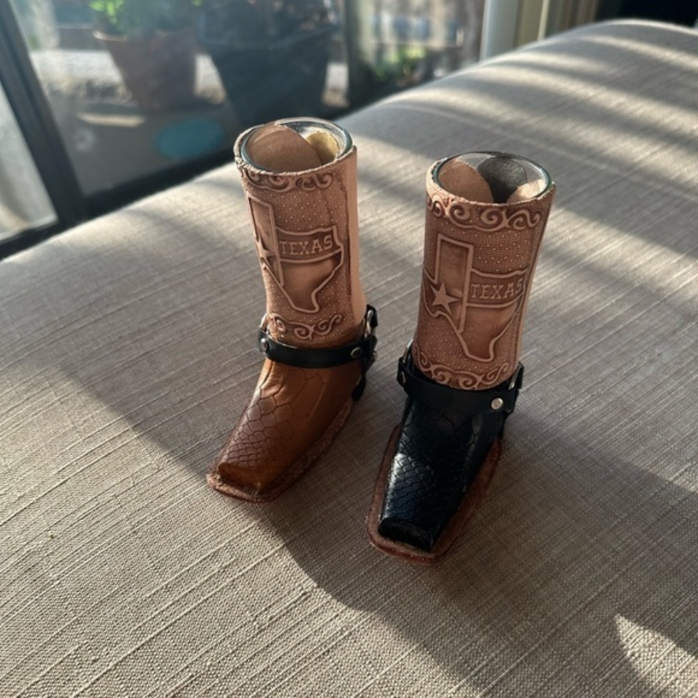 Texas Glass Shot Glass Duo Cowboy Boots - Brown and Black